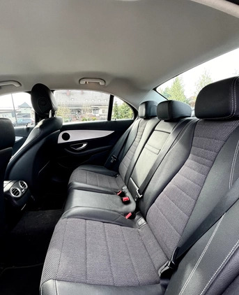 Mercedes-Benz Klasa E cena 159773 przebieg: 110000, rok produkcji 2021 z Opole małe 211